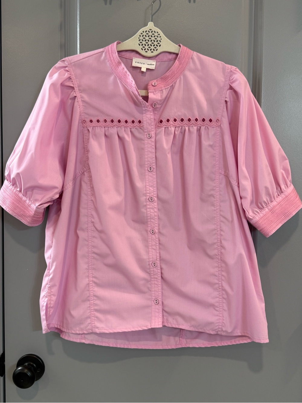entro Light Pink Button-Front Puff Sleeve Eyelet Blouse